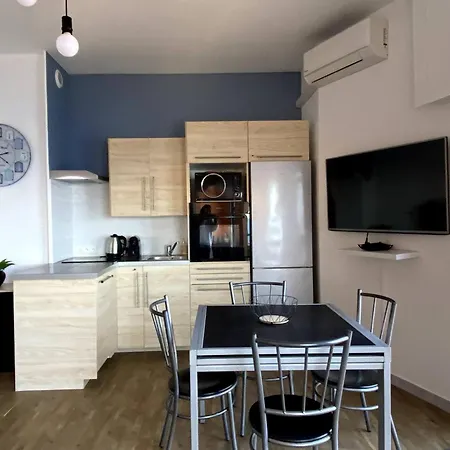 Daire Cap Neree By Terrys Homes Saint-Raphaël
